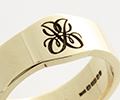 Monogramed Signet Ring - Script / Traditional