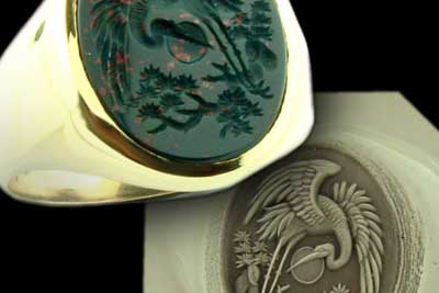 Bloodstone Gemstone 18ct Gold Signet Ring Engraved With Chinese Japanese Crane