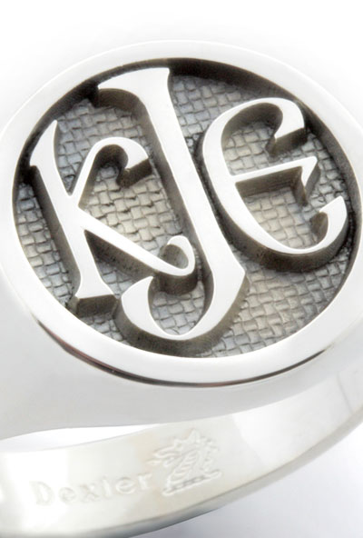 Monogramed Round Signet Ring - Celtic / Elevated