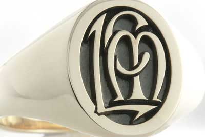 Monogramed Classic Oval Signet Ring - Celtic / Elevated