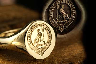 Clan Badge Seal Ring 'Servire Summa Potestas'