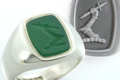 Gold Signet Ring with Green Agate face engraved with a Crest